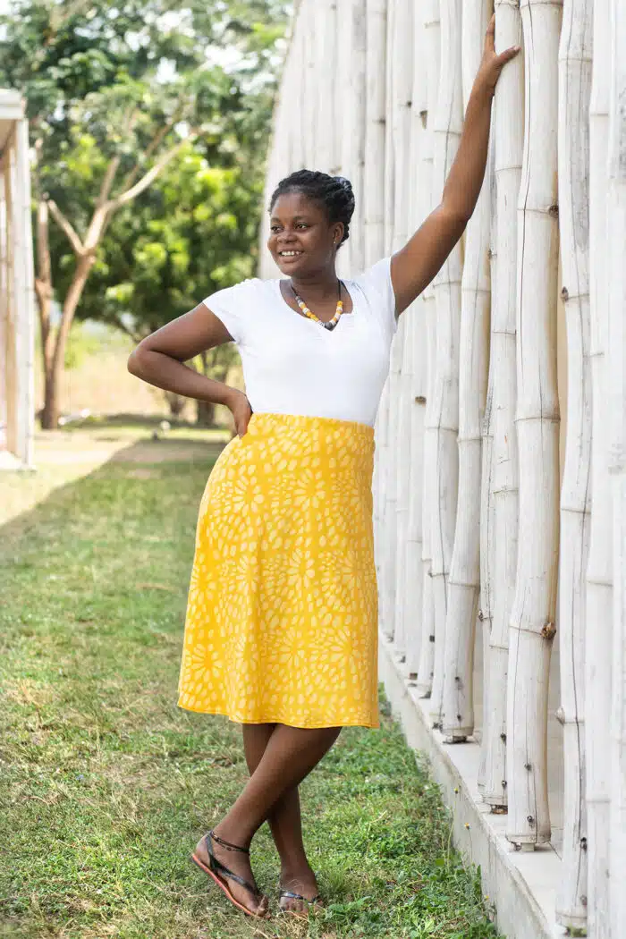 Knit Sierra Skirt: Floral Burst - Gold-Organic